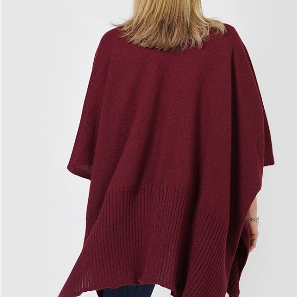 Solid Knit Front Pockets Vest Poncho
Color Burgundy - Picture 2 of 2